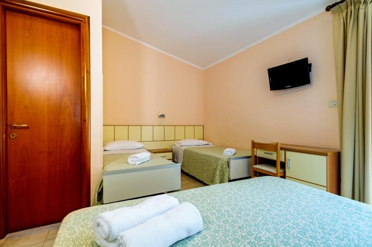 Hotel Miramare - Silvi Marina Exteriér fotografie
