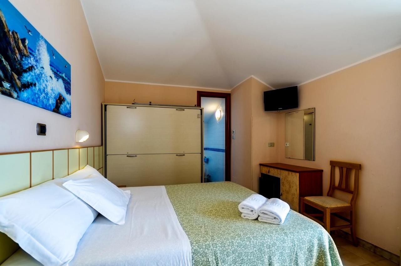 Hotel Miramare - Silvi Marina Exteriér fotografie
