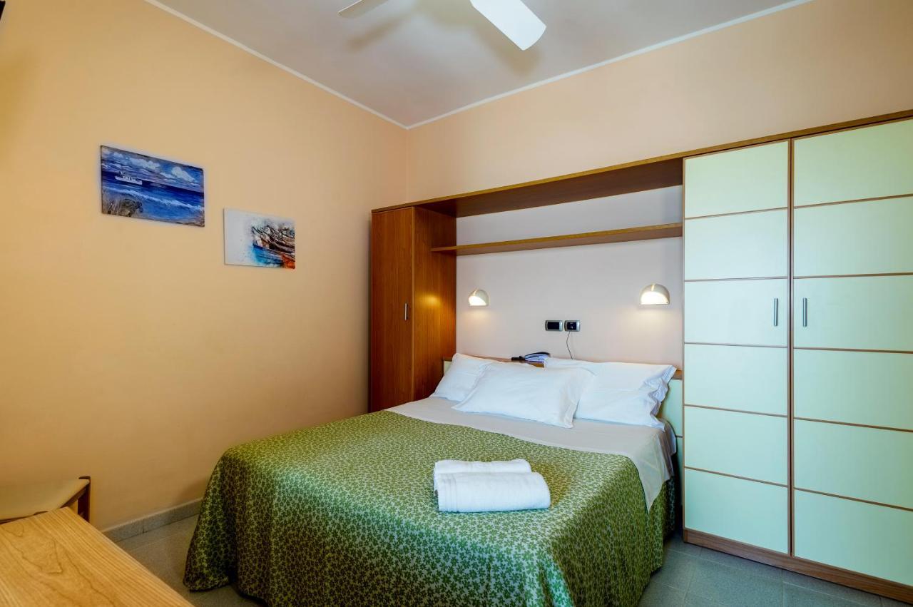 Hotel Miramare - Silvi Marina Exteriér fotografie