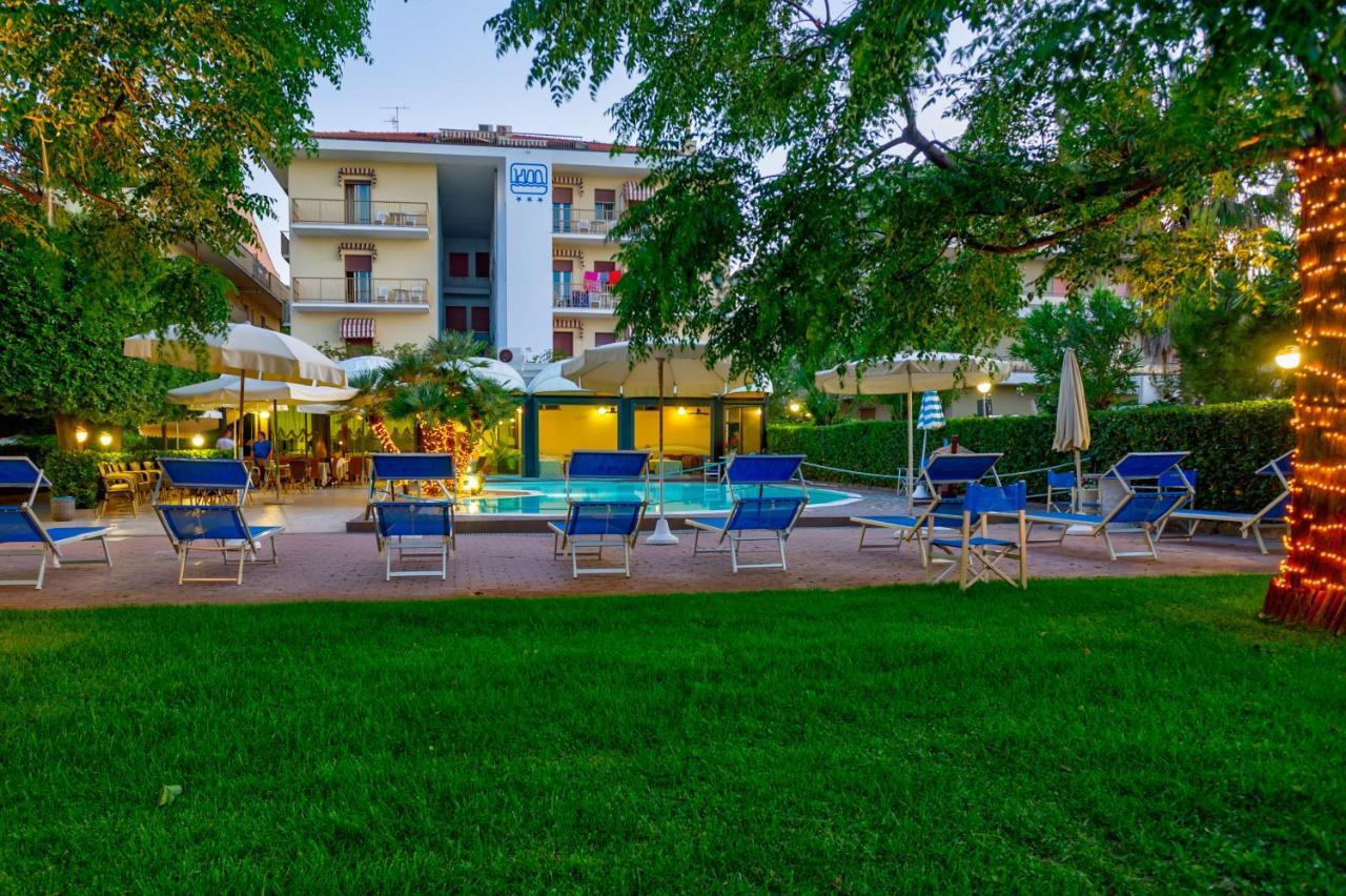 Hotel Miramare - Silvi Marina Exteriér fotografie