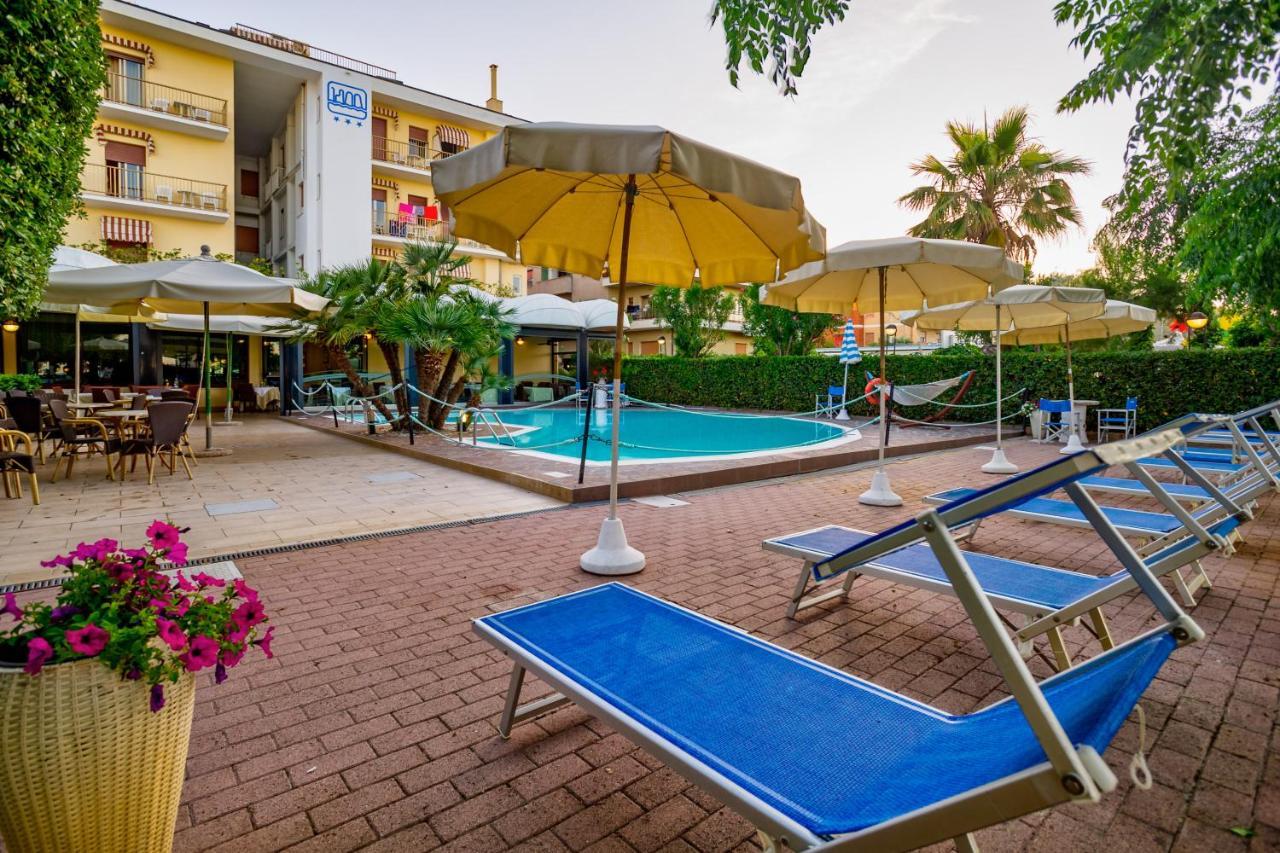 Hotel Miramare - Silvi Marina Exteriér fotografie